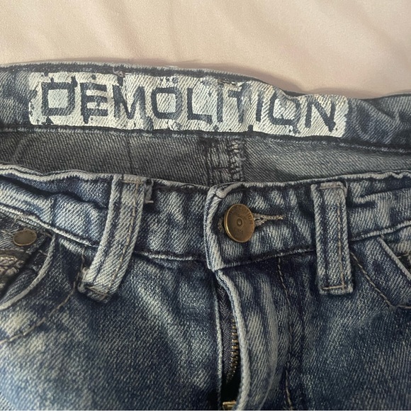 Boys size 7 Demolition Jeans - Picture 4 of 5